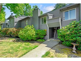 650 Sw MEADOW Dr 103, Beaverton, OR 97003