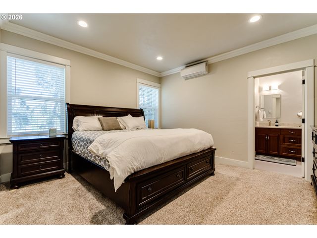 2235 CORINTHIAN Ct, Eugene, OR 97405