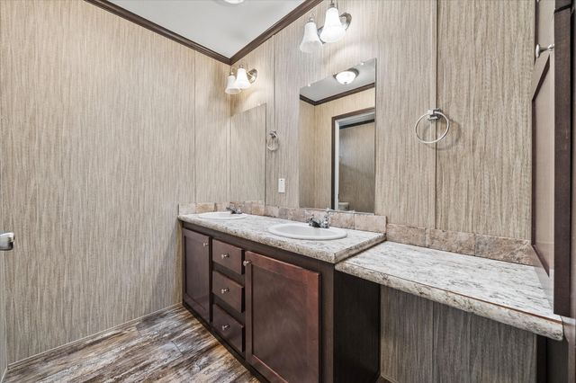 8645 County Road 1143, Celeste, TX 75423