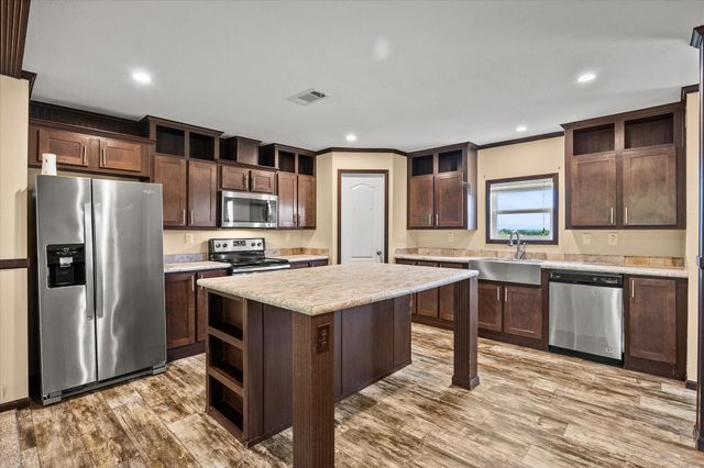 8645 County Road 1143, Celeste, TX 75423