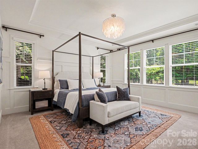 1020 N Sharon Amity Road, Charlotte, NC 28211