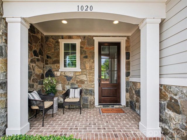 1020 N Sharon Amity Road, Charlotte, NC 28211
