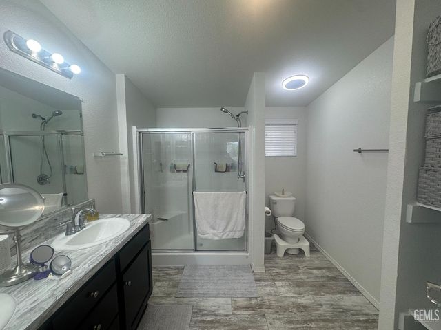 6351 Akers Road 103, Bakersfield, CA 93313