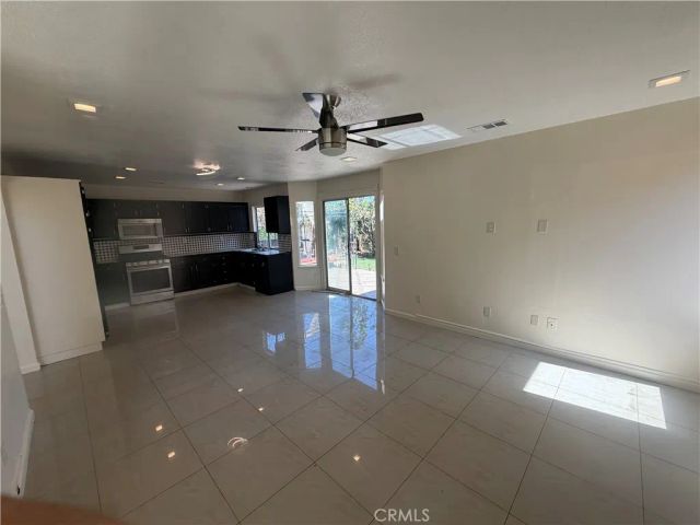 507 Coudures Way, Perris, CA 92571