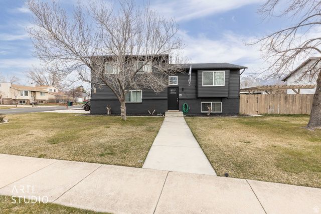 949 S 225 E, Layton, UT 84041