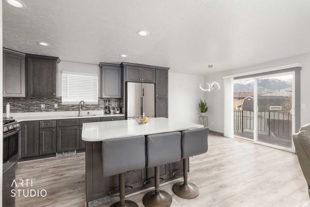 949 S 225 E, Layton, UT 84041