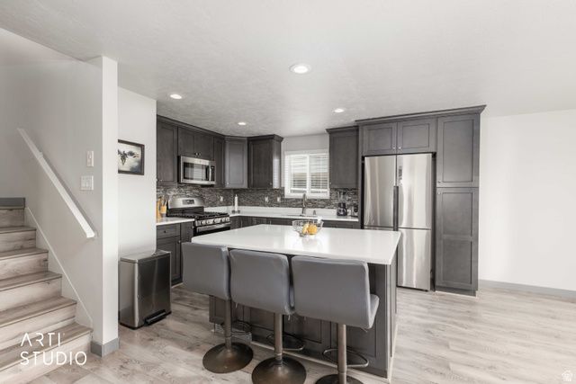 949 S 225 E, Layton, UT 84041