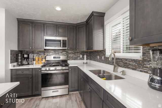 949 S 225 E, Layton, UT 84041