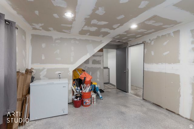 949 S 225 E, Layton, UT 84041