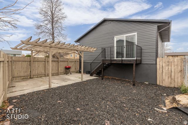 949 S 225 E, Layton, UT 84041