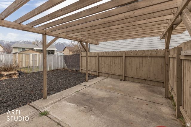 949 S 225 E, Layton, UT 84041