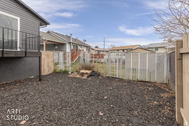 949 S 225 E, Layton, UT 84041