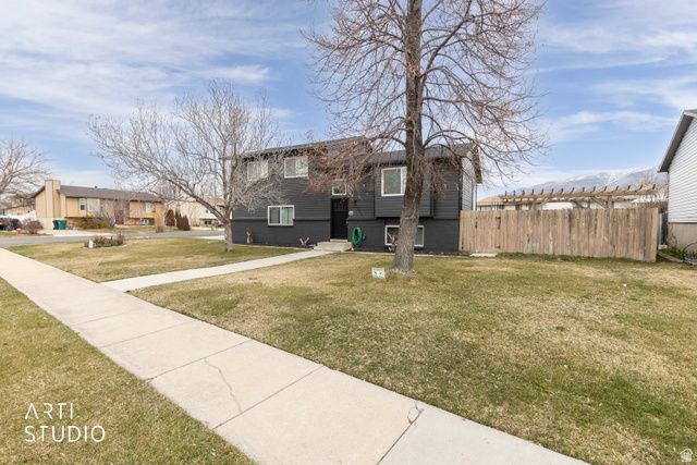 949 S 225 E, Layton, UT 84041