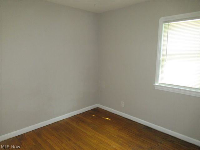 5203 Maplecrest Avenue, Parma, OH 44134