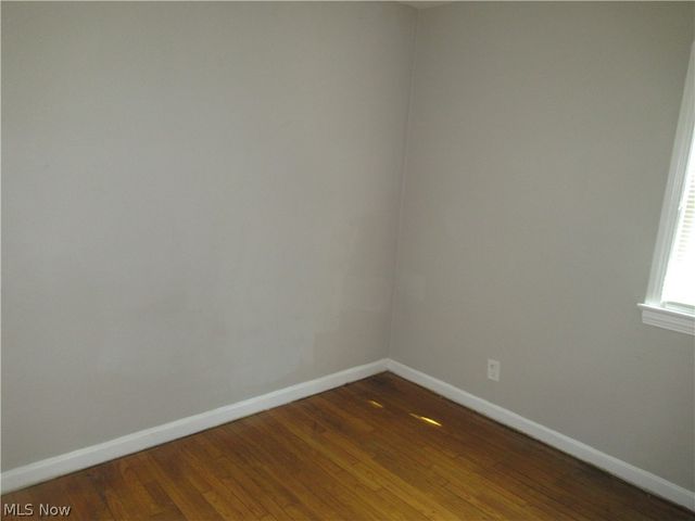5203 Maplecrest Avenue, Parma, OH 44134