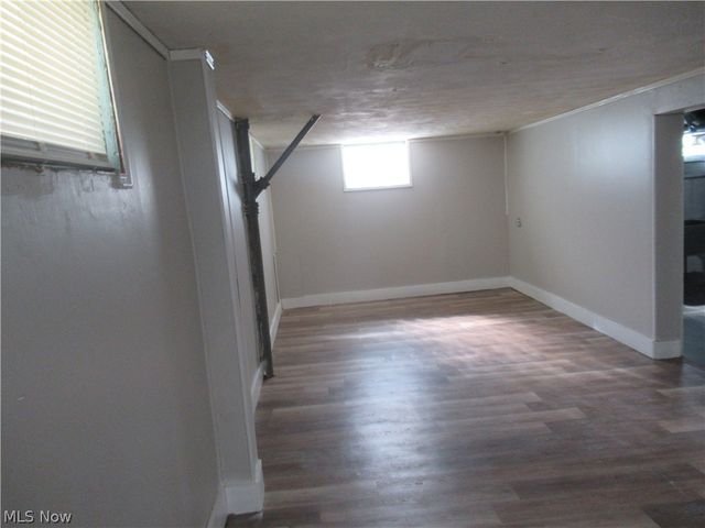 5203 Maplecrest Avenue, Parma, OH 44134