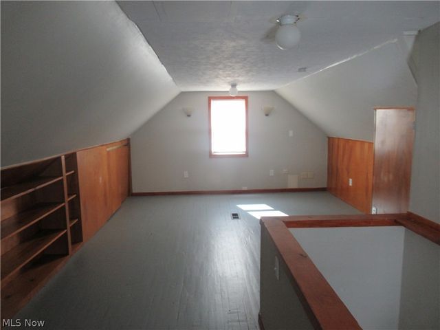 5203 Maplecrest Avenue, Parma, OH 44134