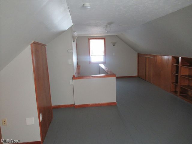 5203 Maplecrest Avenue, Parma, OH 44134