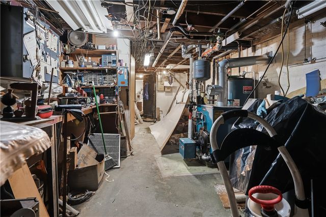 66 Edgehill Road, Providence, RI 02906