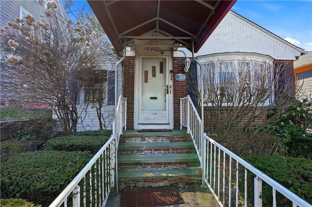 66 Edgehill Road, Providence, RI 02906