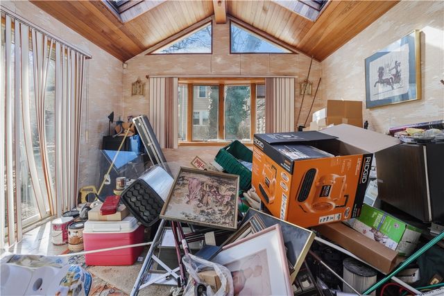 66 Edgehill Road, Providence, RI 02906