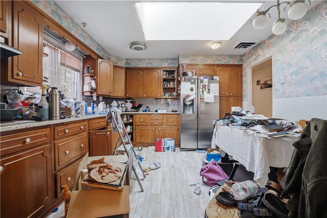 66 Edgehill Road, Providence, RI 02906