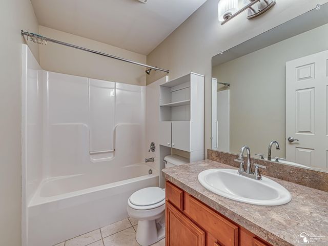 4177 Plum Tree Circle, Monroe, MI 48161