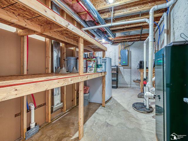 4177 Plum Tree Circle, Monroe, MI 48161