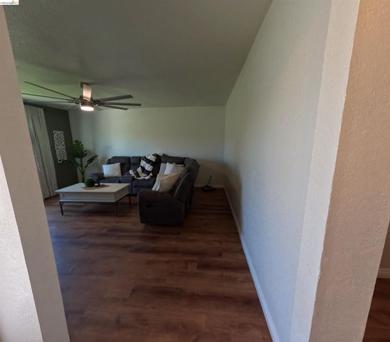 4397 Palo Verde Dr, Pittsburg, CA 94565