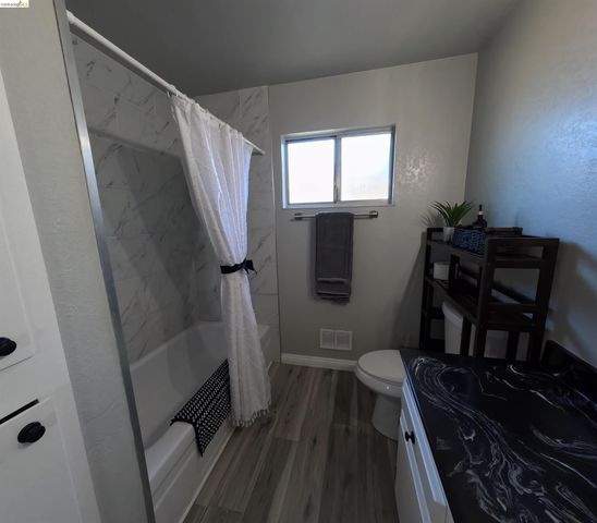 4397 Palo Verde Dr, Pittsburg, CA 94565