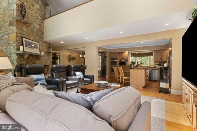3 HICKORY LN, Chadds Ford, PA 19317