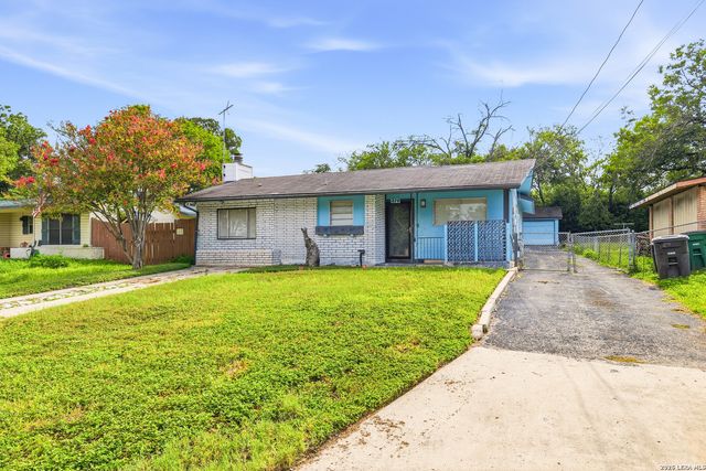 214 EARLYWAY DR, San Antonio, TX 78233