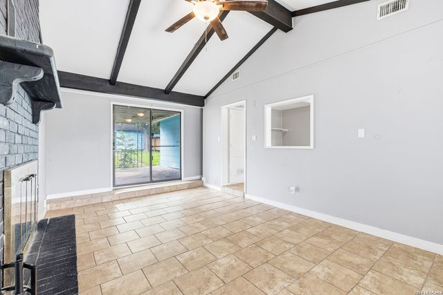 214 EARLYWAY DR, San Antonio, TX 78233