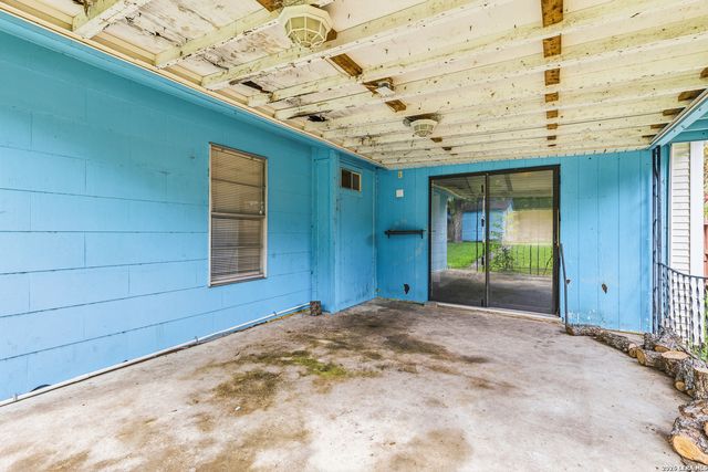 214 EARLYWAY DR, San Antonio, TX 78233