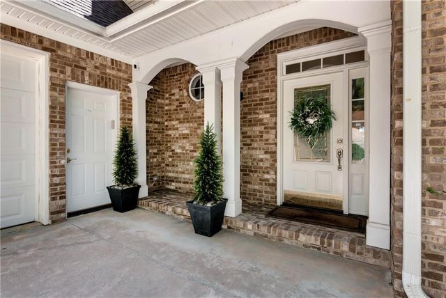 6183 Cardinal Drive, Gainesville, GA 30506