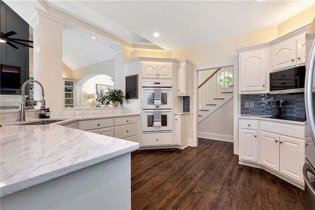 6183 Cardinal Drive, Gainesville, GA 30506