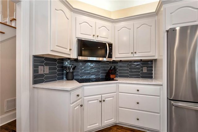 6183 Cardinal Drive, Gainesville, GA 30506