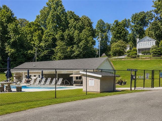 6183 Cardinal Drive, Gainesville, GA 30506