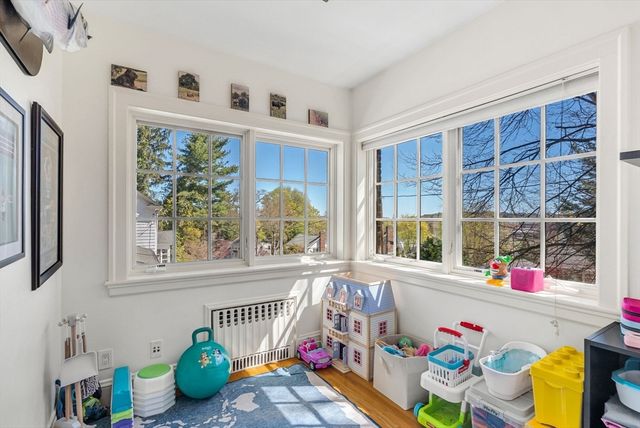 51 Fairfield St, Newton, MA 02460