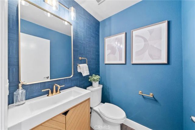 51 Ashbrook, Irvine, CA 92604