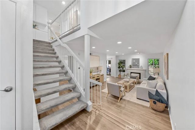 51 Ashbrook, Irvine, CA 92604