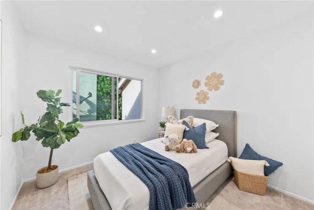 51 Ashbrook, Irvine, CA 92604