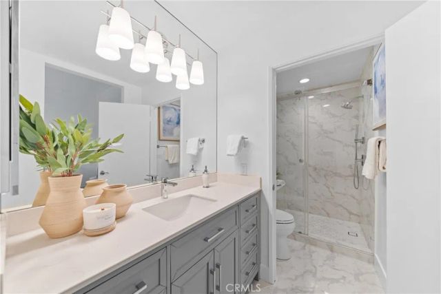 51 Ashbrook, Irvine, CA 92604