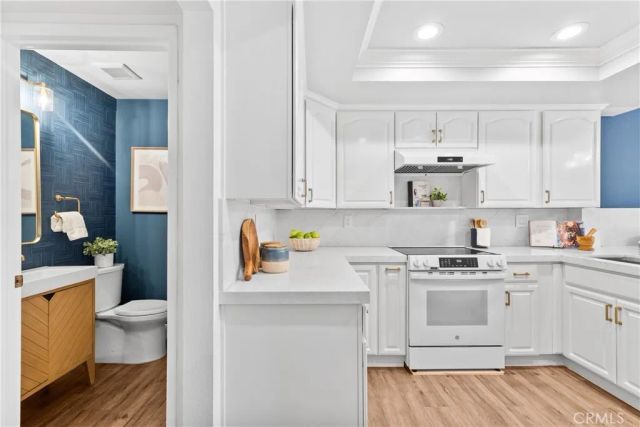 51 Ashbrook, Irvine, CA 92604