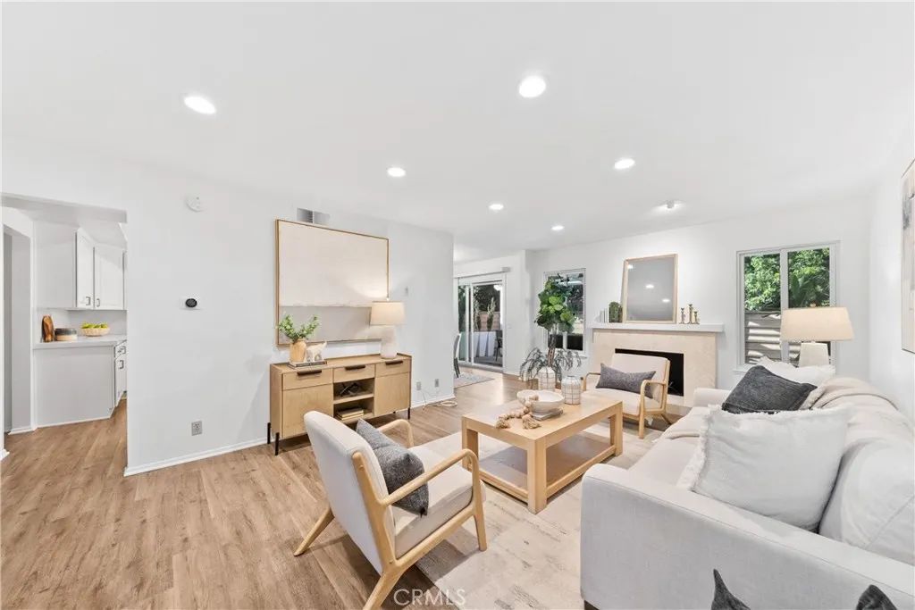 51 Ashbrook, Irvine, CA 92604