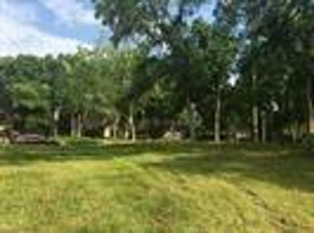 5115 Tashkent Drive, Friendswood, TX 77546