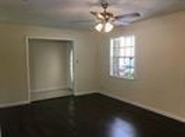 5115 Tashkent Drive, Friendswood, TX 77546