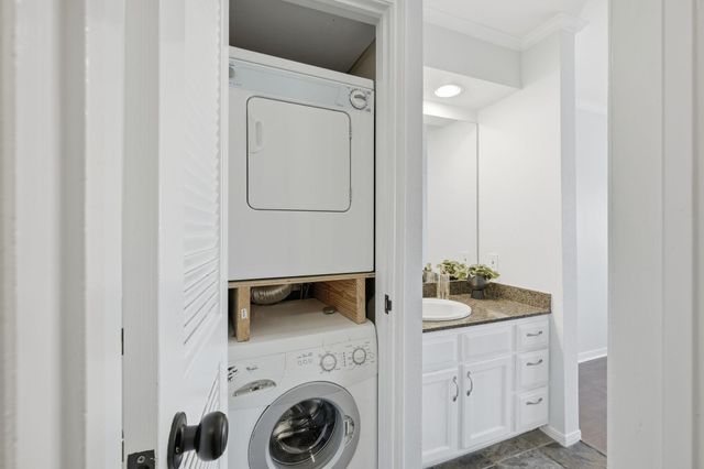 8888 Tallwood DR 2206, Austin, TX 78759