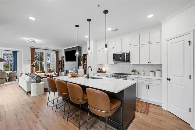 236 Village Overlook L2, Canton, GA 30114