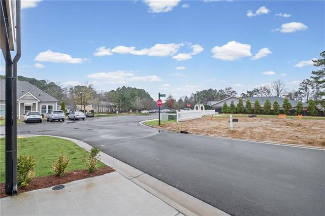 236 Village Overlook L2, Canton, GA 30114